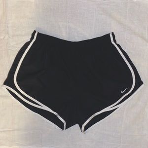 Nike Women's Tempo Running Shorts Black and White